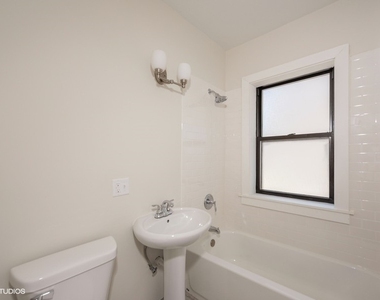 4934 W Jackson Boulevard - Photo Thumbnail 7