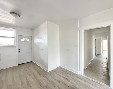 1650 W Morse Avenue - Photo Thumbnail 7