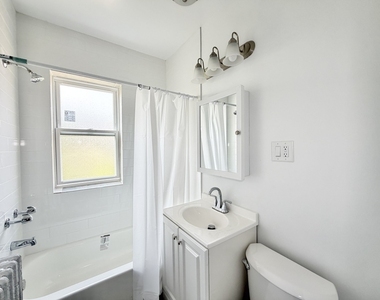 1650 W Morse Avenue - Photo Thumbnail 19