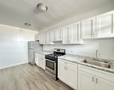 1650 W Morse Avenue - Photo Thumbnail 4