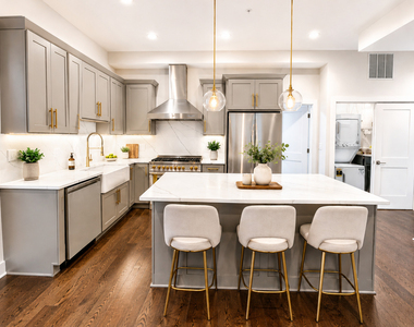 4819 Main Street - Photo Thumbnail 2