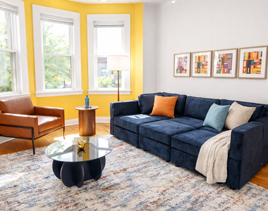 736 S Oakley Boulevard - Photo Thumbnail 1
