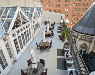 111 E Chestnut Street - Photo Thumbnail 73