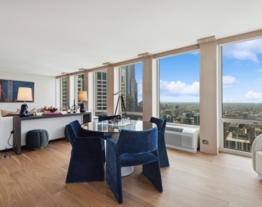 111 E Chestnut Street - Photo Thumbnail 37