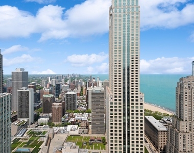 111 E Chestnut Street - Photo Thumbnail 65