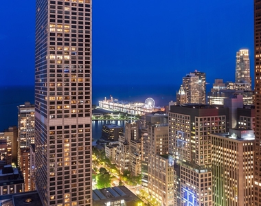 111 E Chestnut Street - Photo Thumbnail 63