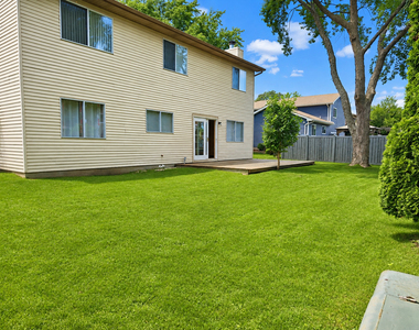 320 Thistle Drive - Photo Thumbnail 20