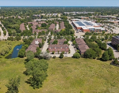 1116 Kensington Drive - Photo Thumbnail 5