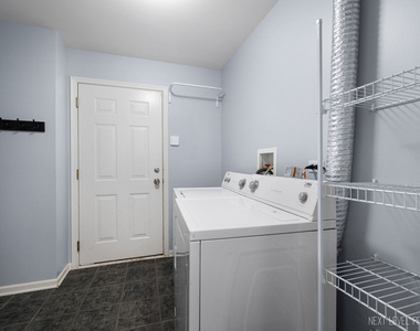 3023 Saganashkee Lane - Photo Thumbnail 23