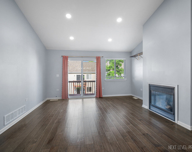 3023 Saganashkee Lane - Photo Thumbnail 12