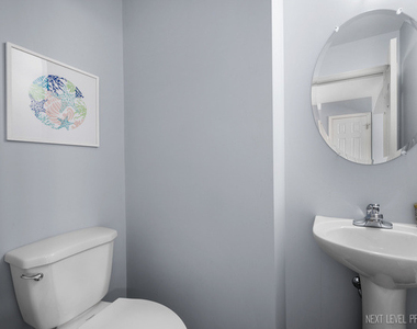 3023 Saganashkee Lane - Photo Thumbnail 9