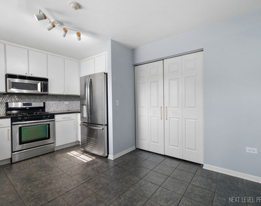 3023 Saganashkee Lane - Photo Thumbnail 7