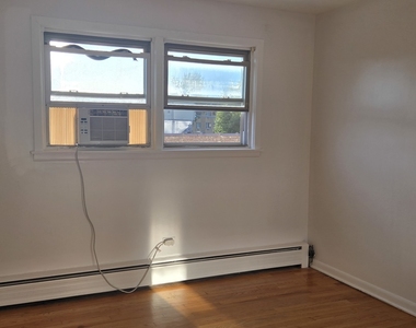 3923 Howard Street - Photo Thumbnail 8