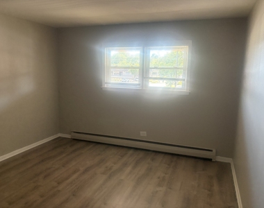 1340 N Main Street - Photo Thumbnail 8