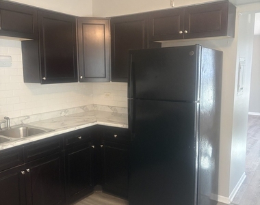 1340 N Main Street - Photo Thumbnail 4