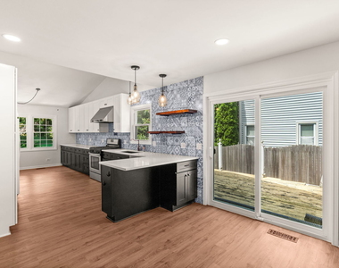 198 Mistwood Lane - Photo Thumbnail 5
