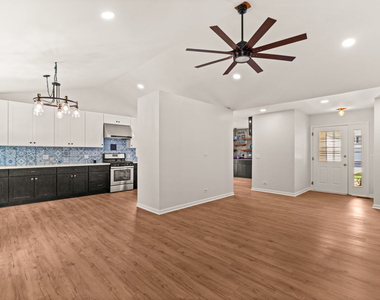 198 Mistwood Lane - Photo Thumbnail 4