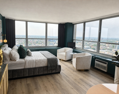 3550 N Lake Shore Drive - Photo Thumbnail 3