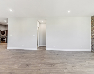 4158 W Lake Street - Photo Thumbnail 9