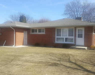 8816 Kenton Avenue - Photo Thumbnail 17