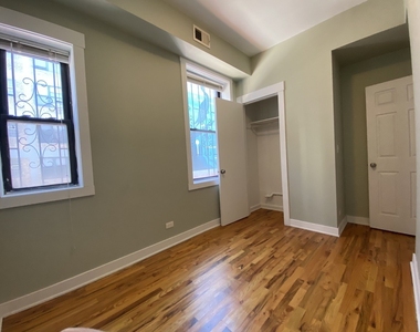 856 W Montrose Avenue - Photo Thumbnail 8