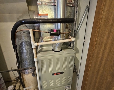 2315 N Meadows Lane - Photo Thumbnail 20