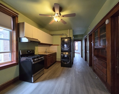 3024 W 40th Street - Photo Thumbnail 6