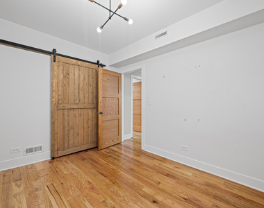 5010 N Major Avenue - Photo Thumbnail 10