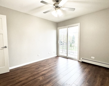 5644 W 105th Street - Photo Thumbnail 2