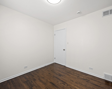 1615 W Greenleaf Avenue - Photo Thumbnail 17
