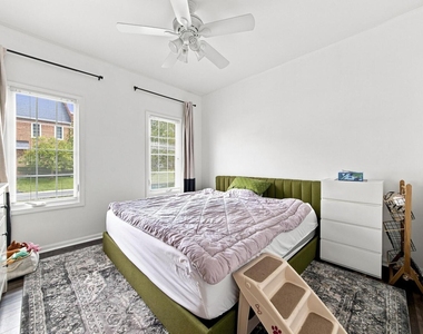 4144 Florence Way - Photo Thumbnail 8