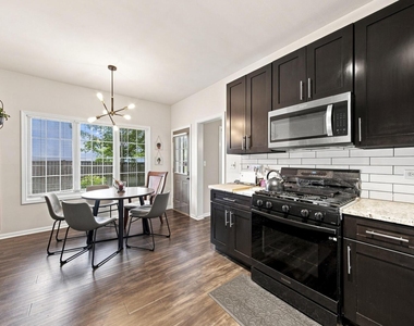 4144 Florence Way - Photo Thumbnail 5
