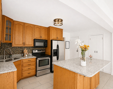 697 Hickory Drive - Photo Thumbnail 3