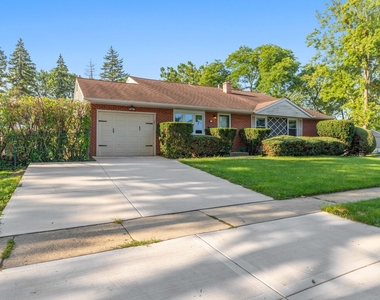 697 Hickory Drive - Photo Thumbnail 1
