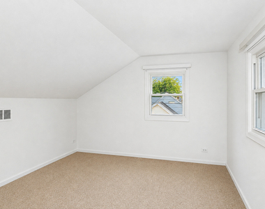 697 Hickory Drive - Photo Thumbnail 15