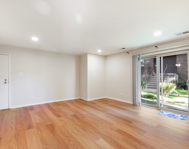 611 W Central Road - Photo Thumbnail 2