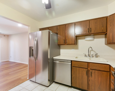 611 W Central Road - Photo Thumbnail 6