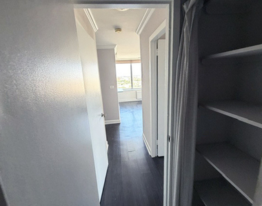 70 W Burton Place - Photo Thumbnail 9