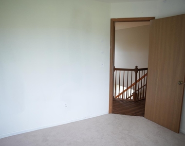22115 W Pasadena Drive - Photo Thumbnail 16