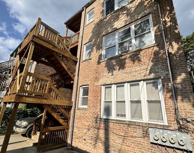 7634 S Phillips Avenue - Photo Thumbnail 15