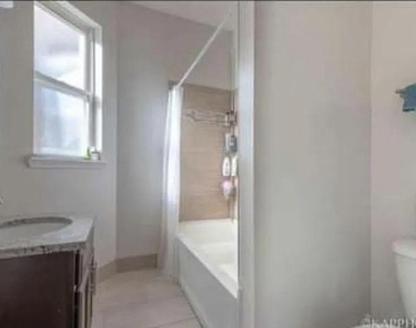 7212 S St Lawrence Avenue - Photo Thumbnail 6