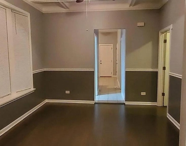 7212 S St Lawrence Avenue - Photo Thumbnail 3