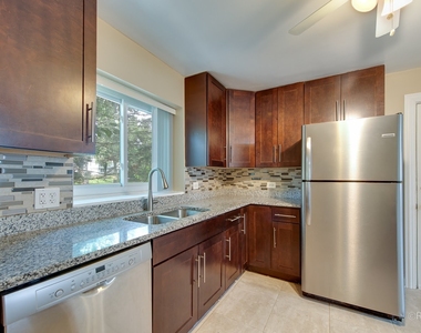 34 N Main Street - Photo Thumbnail 5