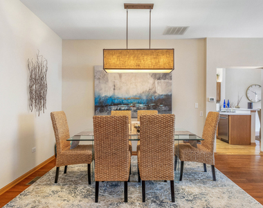 21142 W Braxton Lane - Photo Thumbnail 2