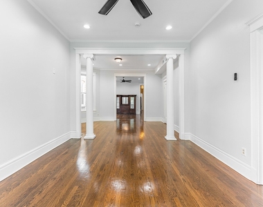 1632 S Drake Avenue - Photo Thumbnail 2