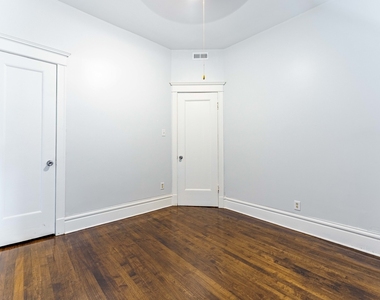 1632 S Drake Avenue - Photo Thumbnail 13