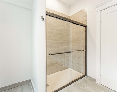 1632 S Drake Avenue - Photo Thumbnail 9