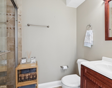 1717 Glen Lake Road - Photo Thumbnail 12
