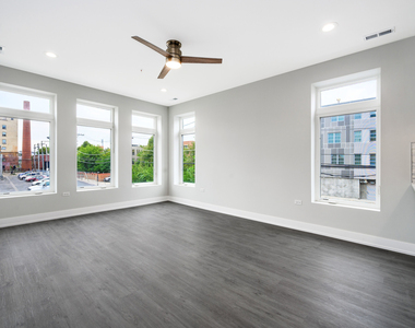 6112 S Drexel Street - Photo Thumbnail 2