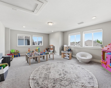 2502 Eason Lane - Photo Thumbnail 9